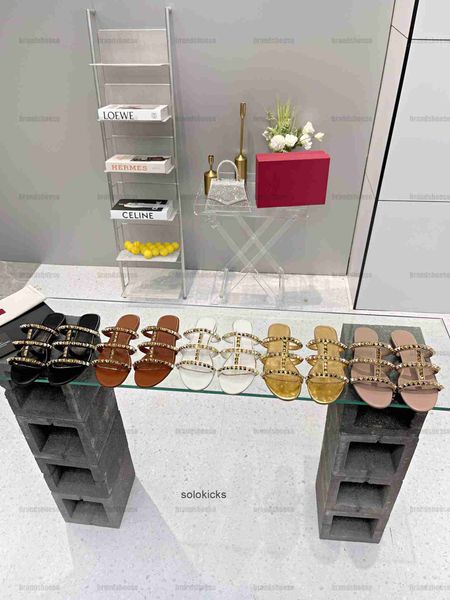 network tone counter new products to recommend a valentinolies red street ps love to match the shoe of sandals, Black
network tone counter new products to recommend a valentinolies red street ps love to match the shoe of sandals, Black