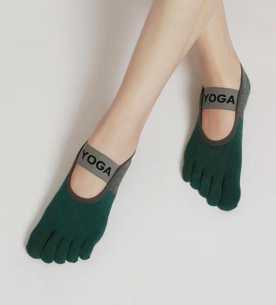 five finger strap women039s yoga socks split toe dot glue nonslip socks4750767, Black;white
five finger strap women039s yoga socks split toe dot glue nonslip socks4750767, Black;white