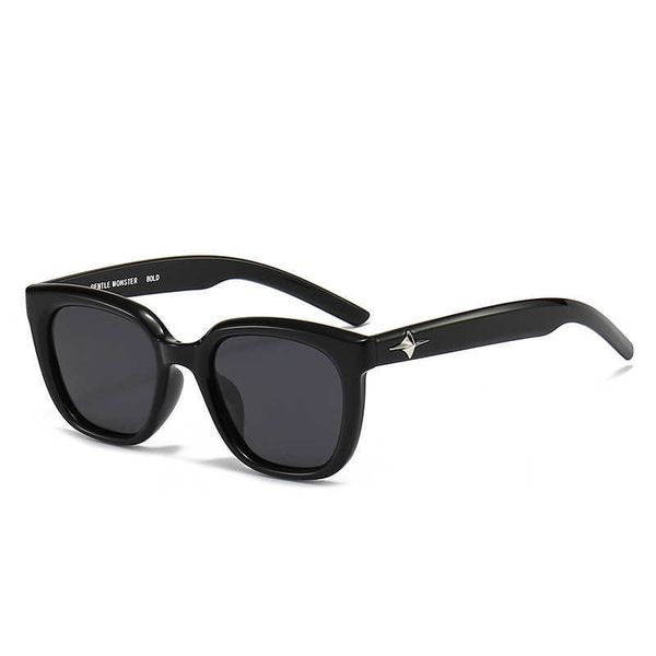 new polarized sunglasses for men and women sunshade sunglasses fashion uv resistant driving sunglasses 005, White;black
new polarized sunglasses for men and women sunshade sunglasses fashion uv resistant driving sunglasses 005, White;black