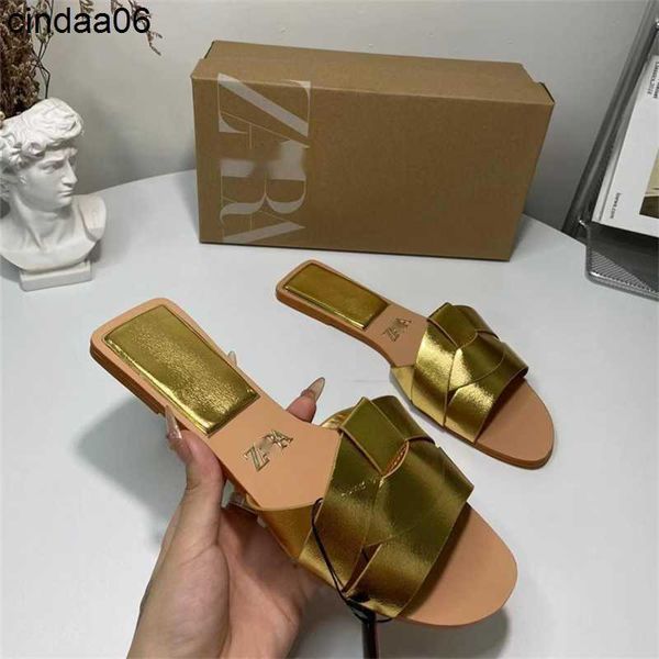 womens slipper shoes designer women sandals flat-soled cow leather sandal open-toedbeach shoes lazy outside 35-42, Black
womens slipper shoes designer women sandals flat-soled cow leather sandal open-toedbeach shoes lazy outside 35-42, Black