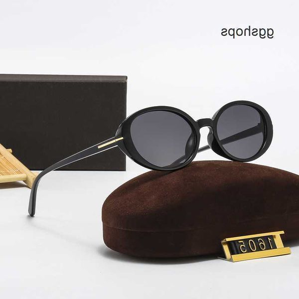 men high metal sun box tom-fords lens quality uv400 glasses sunglass brand glasses designer women 1605 with sunglasses, White;black
men high metal sun box tom-fords lens quality uv400 glasses sunglass brand glasses designer women 1605 with sunglasses, White;black