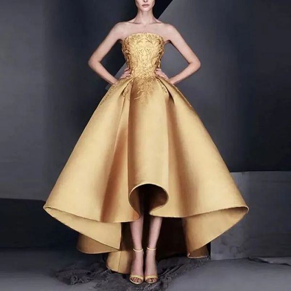 satin gold lace appliques prom dresses strapless a-line hi-lo evening dress party gown 2023, Black
satin gold lace appliques prom dresses strapless a-line hi-lo evening dress party gown 2023, Black