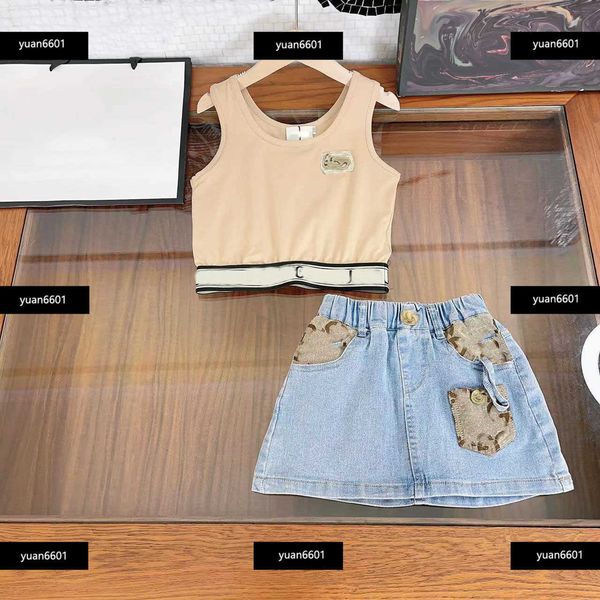 luxury kids clothes child sets baby dress 2pcs summer metallic letter embellished vest and contrast pocket skirt new arrival size 90140 cm, White
luxury kids clothes child sets baby dress 2pcs summer metallic letter embellished vest and contrast pocket skirt new arrival size 90140 cm, White