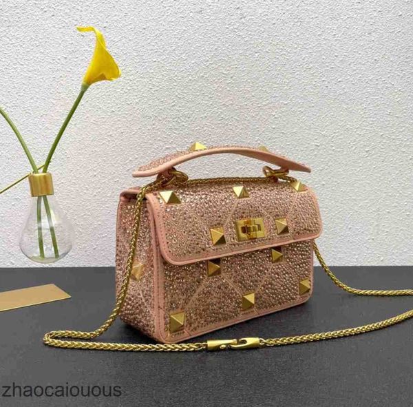 autumn valantinos outdoor bag luxurys chain high grade portable feeling bag small with trendy rivet full diamond single crystal shoulder dia
autumn valantinos outdoor bag luxurys chain high grade portable feeling bag small with trendy rivet full diamond single crystal shoulder dia
