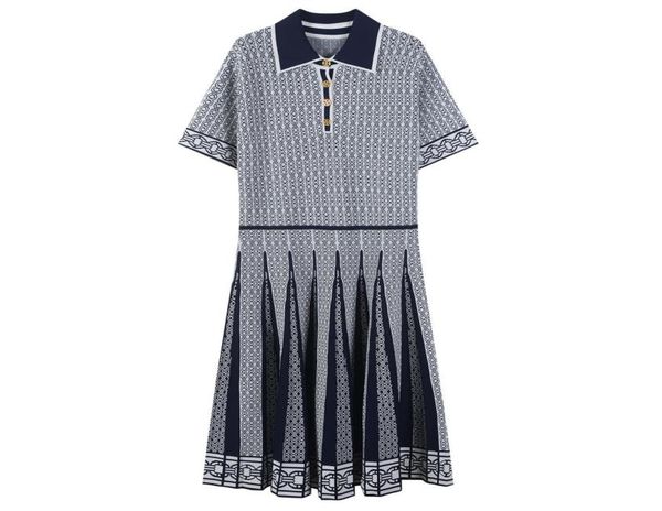 722 2021 spring summer brand same style dress short sleeve lapel neck a line mid calf kint dress luxury womens clothes flora print1022198, Black
722 2021 spring summer brand same style dress short sleeve lapel neck a line mid calf kint dress luxury womens clothes flora print1022198, Black
