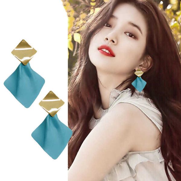 korean style earrings female celebrity elegant and cool style morandi color earrings blue personalized and versatile earrings new style, Golden
korean style earrings female celebrity elegant and cool style morandi color earrings blue personalized and versatile earrings new style, Golden