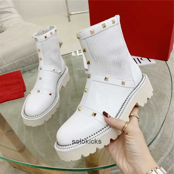 warm design winter boots fashion women vintage decorative leather cotton cloth wool valentinolies keeping high heel thick sole snow flat owr, Black
warm design winter boots fashion women vintage decorative leather cotton cloth wool valentinolies keeping high heel thick sole snow flat owr, Black