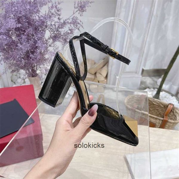 shoes valentinolies fashion dress shoes women leather 01-020 high heel metal buckle letter wedding party business casual flat, Black
shoes valentinolies fashion dress shoes women leather 01-020 high heel metal buckle letter wedding party business casual flat, Black