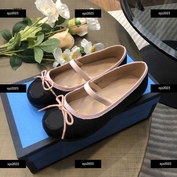 23ss girl flat shoes fashion bow decoration child sneakers kids athletic shoe box packaging well made size 26-35 new arrival, Black;grey
23ss girl flat shoes fashion bow decoration child sneakers kids athletic shoe box packaging well made size 26-35 new arrival, Black;grey