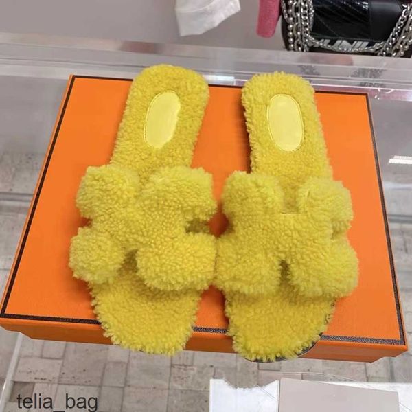 dsigner hermzs autumn slipper designer winter and furry bear shoes sandal oran slippers 2023 daily wear of teddy wool women's flat bott
dsigner hermzs autumn slipper designer winter and furry bear shoes sandal oran slippers 2023 daily wear of teddy wool women's flat bott