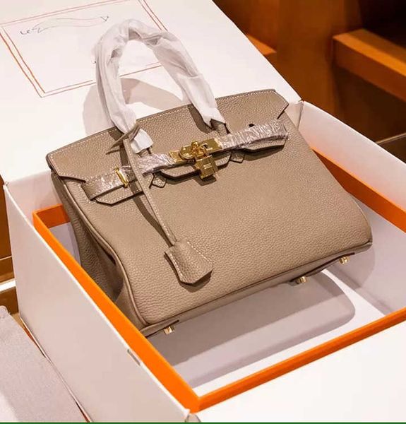 7a totes birskins bag quality women handmade fashion purse cowhide leather pochette clutchdesigner togo luxury designer handbags imitation
7a totes birskins bag quality women handmade fashion purse cowhide leather pochette clutchdesigner togo luxury designer handbags imitation