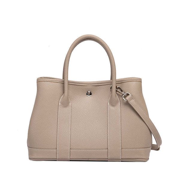 authentic handbag designer garden party tote bag litchi pattern bag bridal leisure handbag tote one shoulder crossbody bag women's pu b
authentic handbag designer garden party tote bag litchi pattern bag bridal leisure handbag tote one shoulder crossbody bag women's pu b
