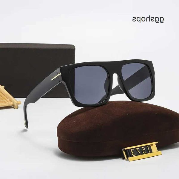 new women high with glasses sunglass men designer colors sunglasses glasses uv400 tom-fords 7 quality metal sun box lens, White;black
new women high with glasses sunglass men designer colors sunglasses glasses uv400 tom-fords 7 quality metal sun box lens, White;black