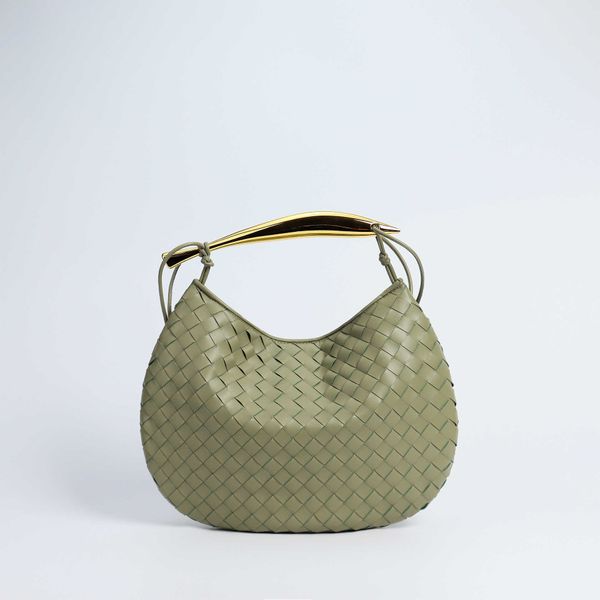 designer bags for ladies sardine strap large women's 2023 bag vent sardines long bot shaped leather hand woven half moon single shoulde
designer bags for ladies sardine strap large women's 2023 bag vent sardines long bot shaped leather hand woven half moon single shoulde