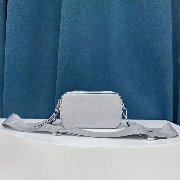designer bag small crossbody backpack tote bag fashion women's smalle bag wide shoulder strap versatile flower shoulders bag chain mess
designer bag small crossbody backpack tote bag fashion women's smalle bag wide shoulder strap versatile flower shoulders bag chain mess