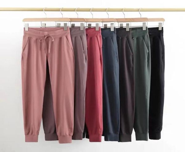 naked feel fabric yoga workout sport joggers pants women waist drawstring fitness running sweat trousers with two side pocket styl9488426, Black;white
naked feel fabric yoga workout sport joggers pants women waist drawstring fitness running sweat trousers with two side pocket styl9488426, Black;white