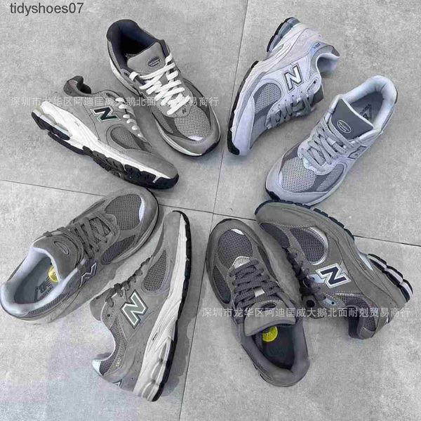 pure original nb2002r high version yuanzu grey men's and women's shoes dad shoes nb530 breathable sports shoes, Black
pure original nb2002r high version yuanzu grey men's and women's shoes dad shoes nb530 breathable sports shoes, Black
