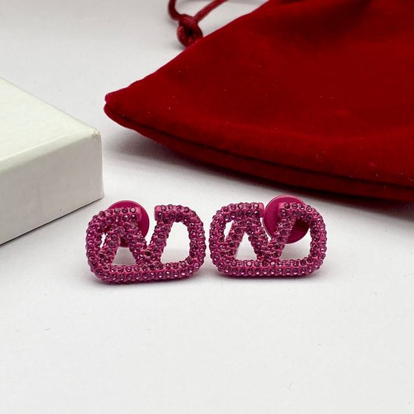 luxury gold stud earring letter v logo brand woman hoop earing designer valentinolies jewelry crystal earrings 8856, Golden;silver
luxury gold stud earring letter v logo brand woman hoop earing designer valentinolies jewelry crystal earrings 8856, Golden;silver