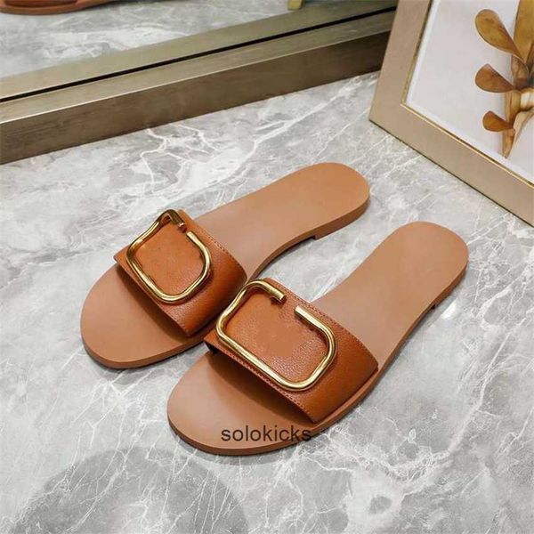 sole shoes fashion slippers luxury design summer men and women flat shoes thick valentinolies leather rubber letter casual designer, Black
sole shoes fashion slippers luxury design summer men and women flat shoes thick valentinolies leather rubber letter casual designer, Black