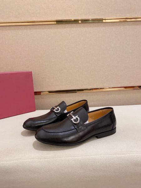 2023 men's dress shoes designer genuine leather slip on flats fashion brand suit business shoes men party wedding oxfords size 38-45, Black
2023 men's dress shoes designer genuine leather slip on flats fashion brand suit business shoes men party wedding oxfords size 38-45, Black