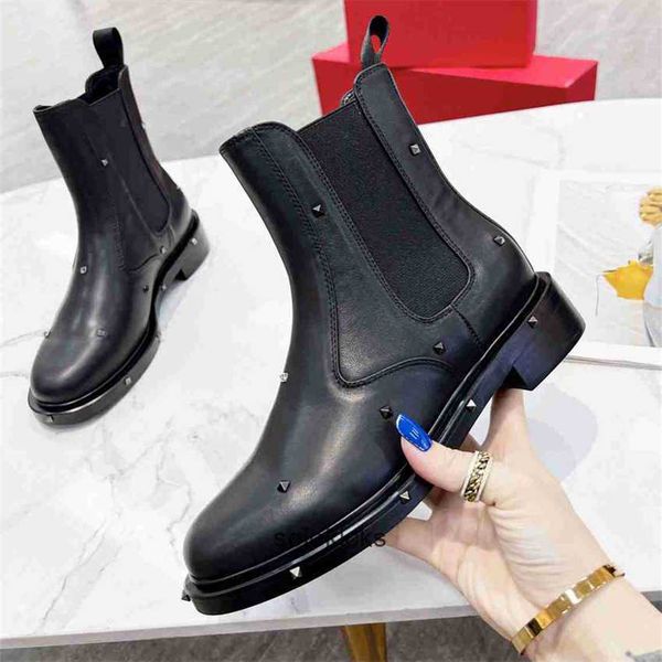sock boots casual women luxury design winter warm heel snow leather thick soled valentinolies boots 01-023 o7qf fashion, Black
sock boots casual women luxury design winter warm heel snow leather thick soled valentinolies boots 01-023 o7qf fashion, Black