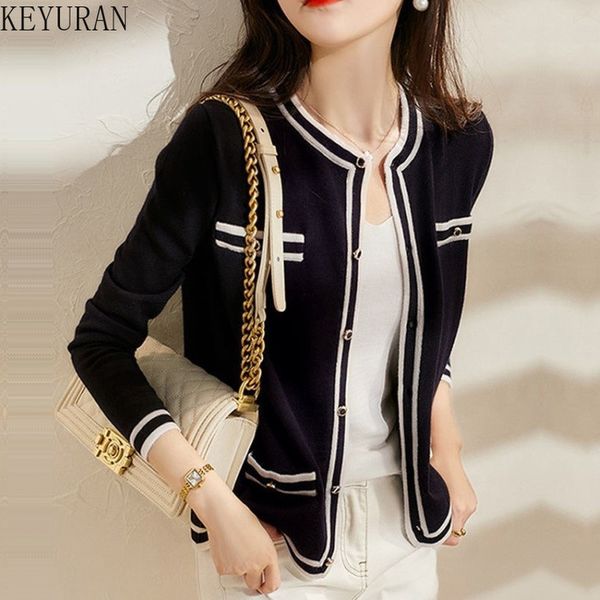 women s knits tee knitted cardigan coat contrast color o neck long sleeve elegant lady striped knitting sweater jacket female 230821, White
women s knits tee knitted cardigan coat contrast color o neck long sleeve elegant lady striped knitting sweater jacket female 230821, White
