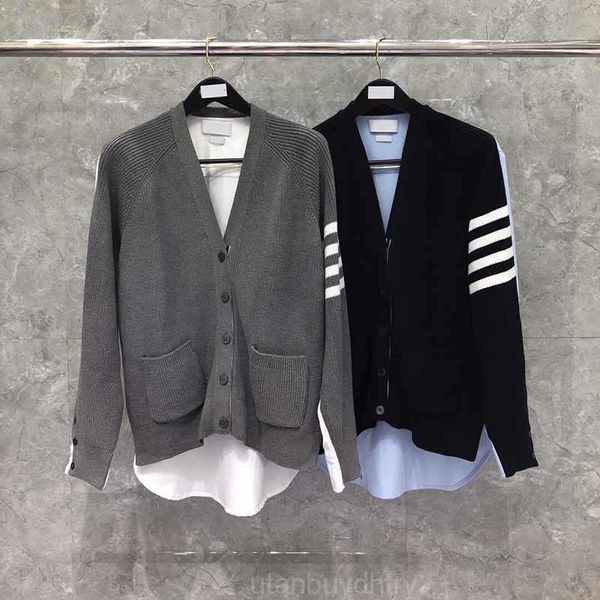 tb thom cardigan v neck sweater wool white 4-bar striped design loose men jacket outerwear korean men's sweater, White;black
tb thom cardigan v neck sweater wool white 4-bar striped design loose men jacket outerwear korean men's sweater, White;black