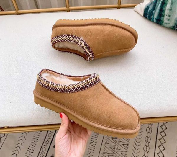 popular women tazz tasman slippers boots ankle ultra mini casual new warm with card dustbag transshipment high quality, Black
popular women tazz tasman slippers boots ankle ultra mini casual new warm with card dustbag transshipment high quality, Black