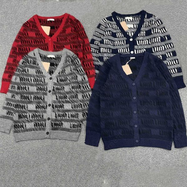 cardigan jumper fall women knitted sweater coat fashion classic pattern printed button long sleeve sweaters womens jacket designer sweater w, White;black
cardigan jumper fall women knitted sweater coat fashion classic pattern printed button long sleeve sweaters womens jacket designer sweater w, White;black