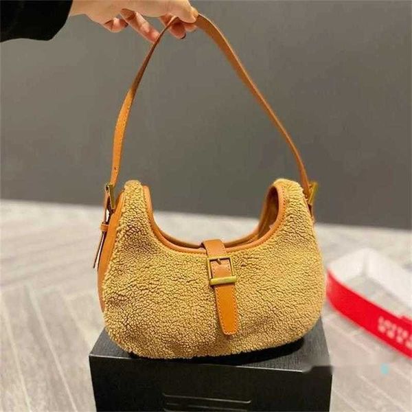 shopping bags lamb wool shoulder handbag winter plush tote bag designer women handle crossbody purse
shopping bags lamb wool shoulder handbag winter plush tote bag designer women handle crossbody purse
