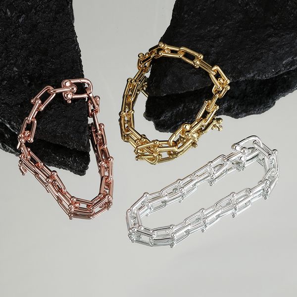 18k gold double u-shaped pendant bracelet fashion designer ol style style interbuckle bracelet headpiece bracelet party wedding accessories, Black
18k gold double u-shaped pendant bracelet fashion designer ol style style interbuckle bracelet headpiece bracelet party wedding accessories, Black