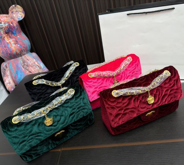 designer classic flap chain shoulder bag designer crossbody bag shoulder bag velvet camellia design lady clutch bag woman fashion chain hand
designer classic flap chain shoulder bag designer crossbody bag shoulder bag velvet camellia design lady clutch bag woman fashion chain hand
