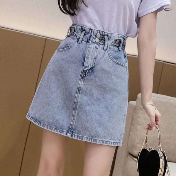 spring and summer denim skirt korean version of short high waist light color slim a line, Black
spring and summer denim skirt korean version of short high waist light color slim a line, Black