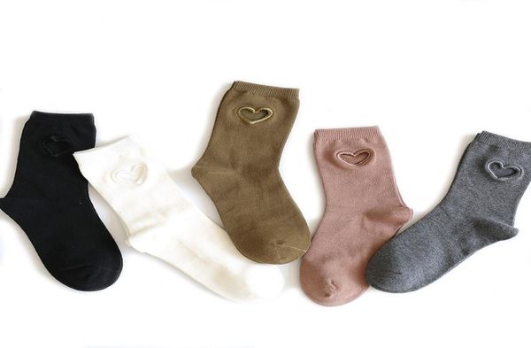 2017 new fashion women socks cotton novelty love embroidery hollow out midcalf length personality tide socks cute sock5714004, Black;white
2017 new fashion women socks cotton novelty love embroidery hollow out midcalf length personality tide socks cute sock5714004, Black;white