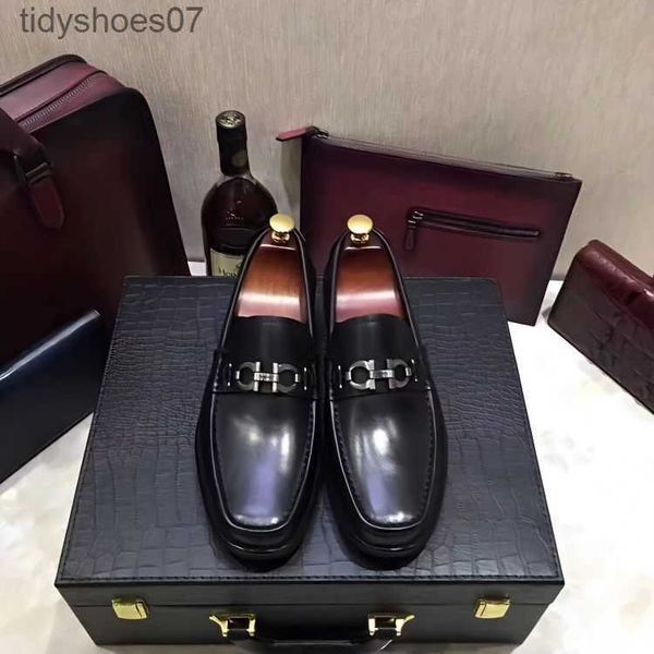 new business feragamos dress leather shoes british low cut high end casual leather shoes with metal buckle and leather pedal, Black
new business feragamos dress leather shoes british low cut high end casual leather shoes with metal buckle and leather pedal, Black
