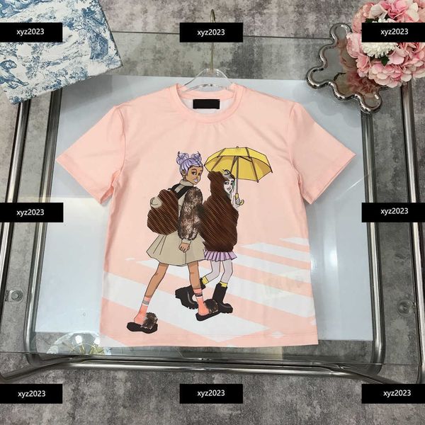 23ss kids short sleeve baby t-shirt child clothing summer breathable round neck new figure holding umbrella size 100-150 cm feb20, Blue
23ss kids short sleeve baby t-shirt child clothing summer breathable round neck new figure holding umbrella size 100-150 cm feb20, Blue