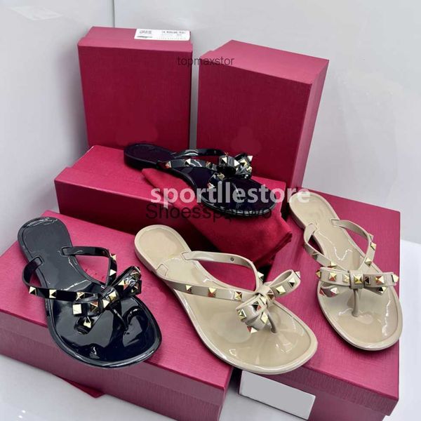 women's black bow flip-flops quality sandals summer beach riveted slippers fashion casual flat bottom nail shoes '' bitk
women's black bow flip-flops quality sandals summer beach riveted slippers fashion casual flat bottom nail shoes '' bitk