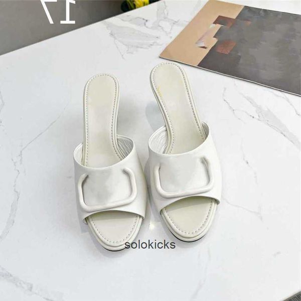 valentinolies high popular shoe flat summer women heels sandals luxury leather brand business casual dress 39g1 wedding party, Black
valentinolies high popular shoe flat summer women heels sandals luxury leather brand business casual dress 39g1 wedding party, Black