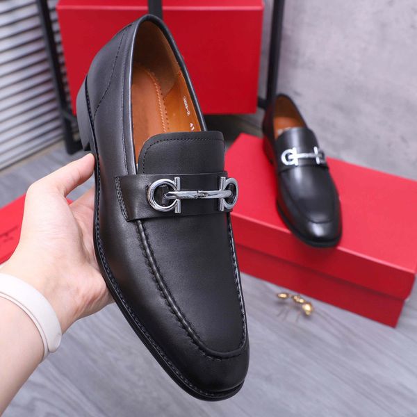 2023 male dress shoes business formal genuine leather party wedding shoes men's fashion casual flats brand designer classic oxfords siz, Black
2023 male dress shoes business formal genuine leather party wedding shoes men's fashion casual flats brand designer classic oxfords siz, Black