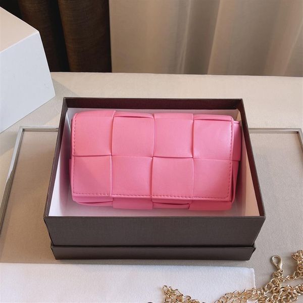 15%off designer cassette mini belt bags pack weave fanny knitted waistbags fashion women leather crossbody bag without box 061703216n
15%off designer cassette mini belt bags pack weave fanny knitted waistbags fashion women leather crossbody bag without box 061703216n