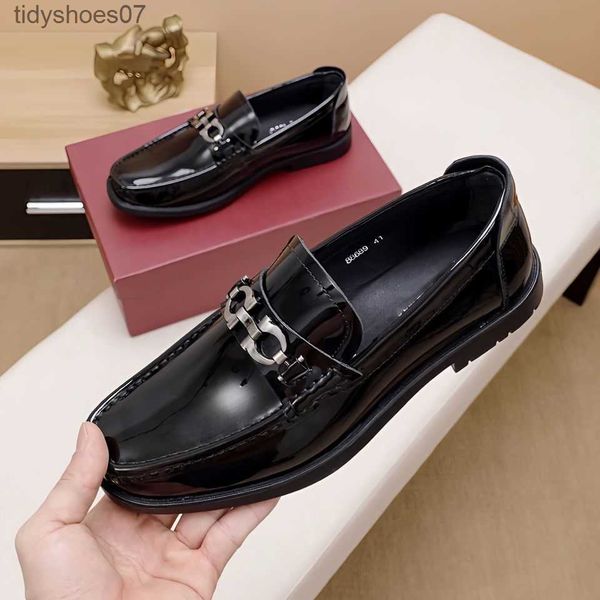 new business dress leather shoes british low cut high end feragamos casual leather shoes with metal buckle and leather, Black
new business dress leather shoes british low cut high end feragamos casual leather shoes with metal buckle and leather, Black
