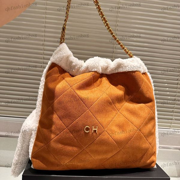 22 garbage bags lamb wool leather diamond hardware metal c buckle luxury handbag matelasse chain crossbody bag large shopping bags travel ba
22 garbage bags lamb wool leather diamond hardware metal c buckle luxury handbag matelasse chain crossbody bag large shopping bags travel ba