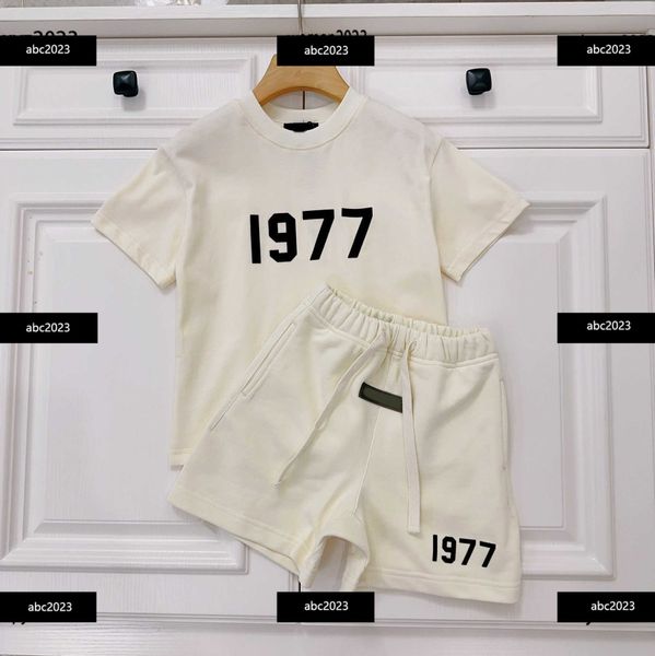 new tracksuits designer baby kids clothing boys girls clothes sets size 100-150 cm 2pcs round neck t-shirt and fashion shorts april18, White
new tracksuits designer baby kids clothing boys girls clothes sets size 100-150 cm 2pcs round neck t-shirt and fashion shorts april18, White