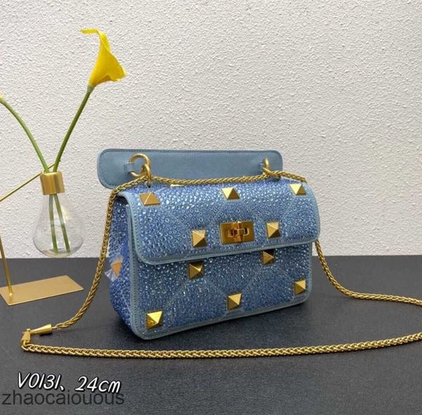 women lady's designer handbag new shiny luxury bags crystal rivet classic valantinos diamond embedding fashion handheld shoulder crossb
women lady's designer handbag new shiny luxury bags crystal rivet classic valantinos diamond embedding fashion handheld shoulder crossb