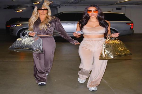velvet women 3 piece set hoodie sweatshirt zipper tube crop high waist wide leg pants tracksuit sporty casual outfit2458567, Gray
velvet women 3 piece set hoodie sweatshirt zipper tube crop high waist wide leg pants tracksuit sporty casual outfit2458567, Gray