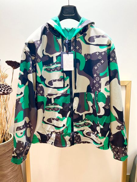2023 mens jacket fashion exquisite print design us size jacket brand luxury designer jacket, Black;brown
2023 mens jacket fashion exquisite print design us size jacket brand luxury designer jacket, Black;brown