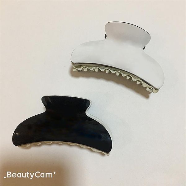 9x4cm simple black and white acrylic claw clips rhinestone letter hairpins for ladies collection fashion classic items jewelry hea267s, Golden;silver
9x4cm simple black and white acrylic claw clips rhinestone letter hairpins for ladies collection fashion classic items jewelry hea267s, Golden;silver