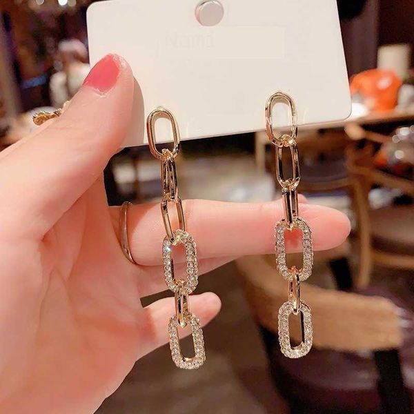 south korea east gate metal chain earrings long temperament micro inlaid silver needle earrings fashion new fashion earrings, Golden
south korea east gate metal chain earrings long temperament micro inlaid silver needle earrings fashion new fashion earrings, Golden