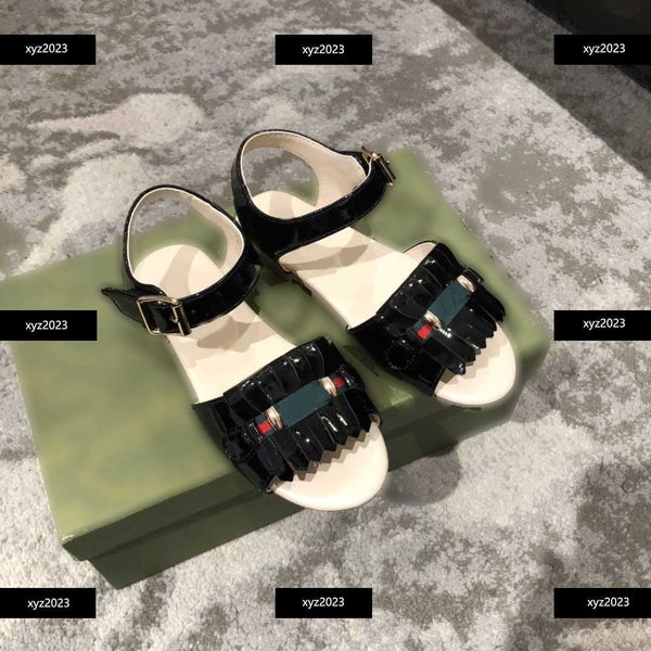 23ss kids sandals shiny patent leather girl slippers child shoes summer fashion casual shoes box packaging children's size 26-35 ing, Black;red
23ss kids sandals shiny patent leather girl slippers child shoes summer fashion casual shoes box packaging children's size 26-35 ing, Black;red