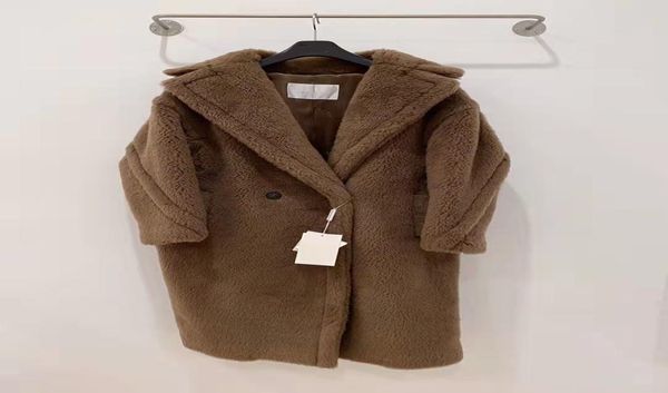 caramel colour mukla furs teddy bear icon fur coat alpaca wool silk base women parkas oversize length 110 cm classic fashion keep 9124782, Black
caramel colour mukla furs teddy bear icon fur coat alpaca wool silk base women parkas oversize length 110 cm classic fashion keep 9124782, Black